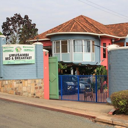 Umusambi B&B キガリ エクステリア 写真