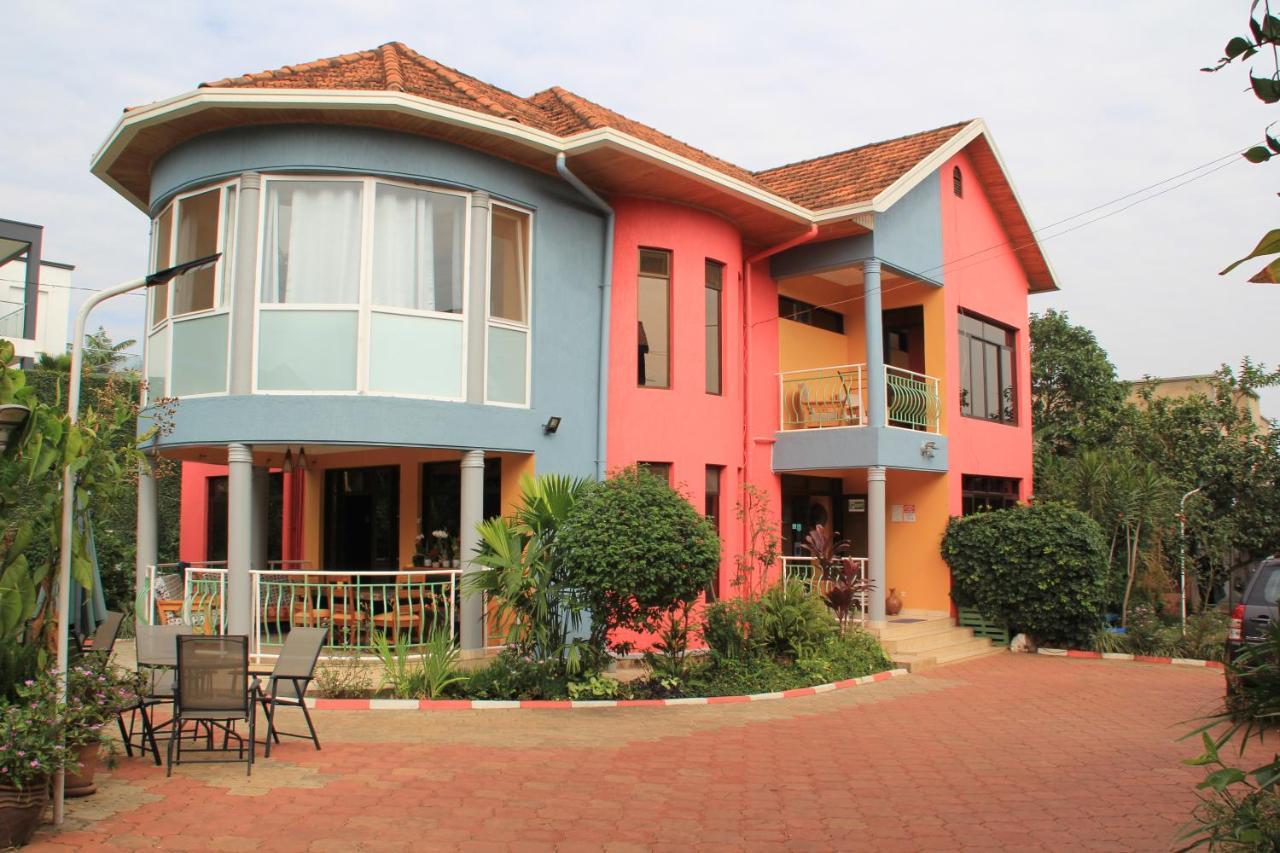 Umusambi B&B キガリ エクステリア 写真